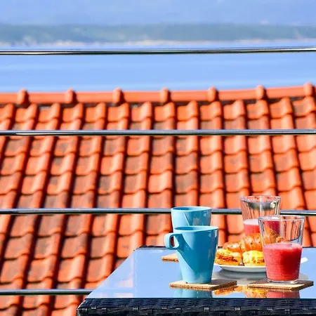Sea Pearl - Beachfront Location In Centre Appartement Bol