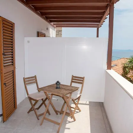 Sea Pearl - Beachfront Location In Centre