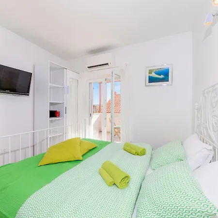 Sea Pearl - Beachfront Location In Centre *